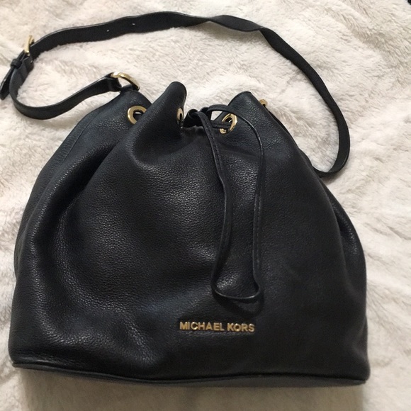 Black Michael kors bag - Picture 1 of 6